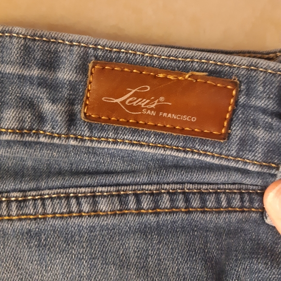 Jeans - Picture 2 of 5